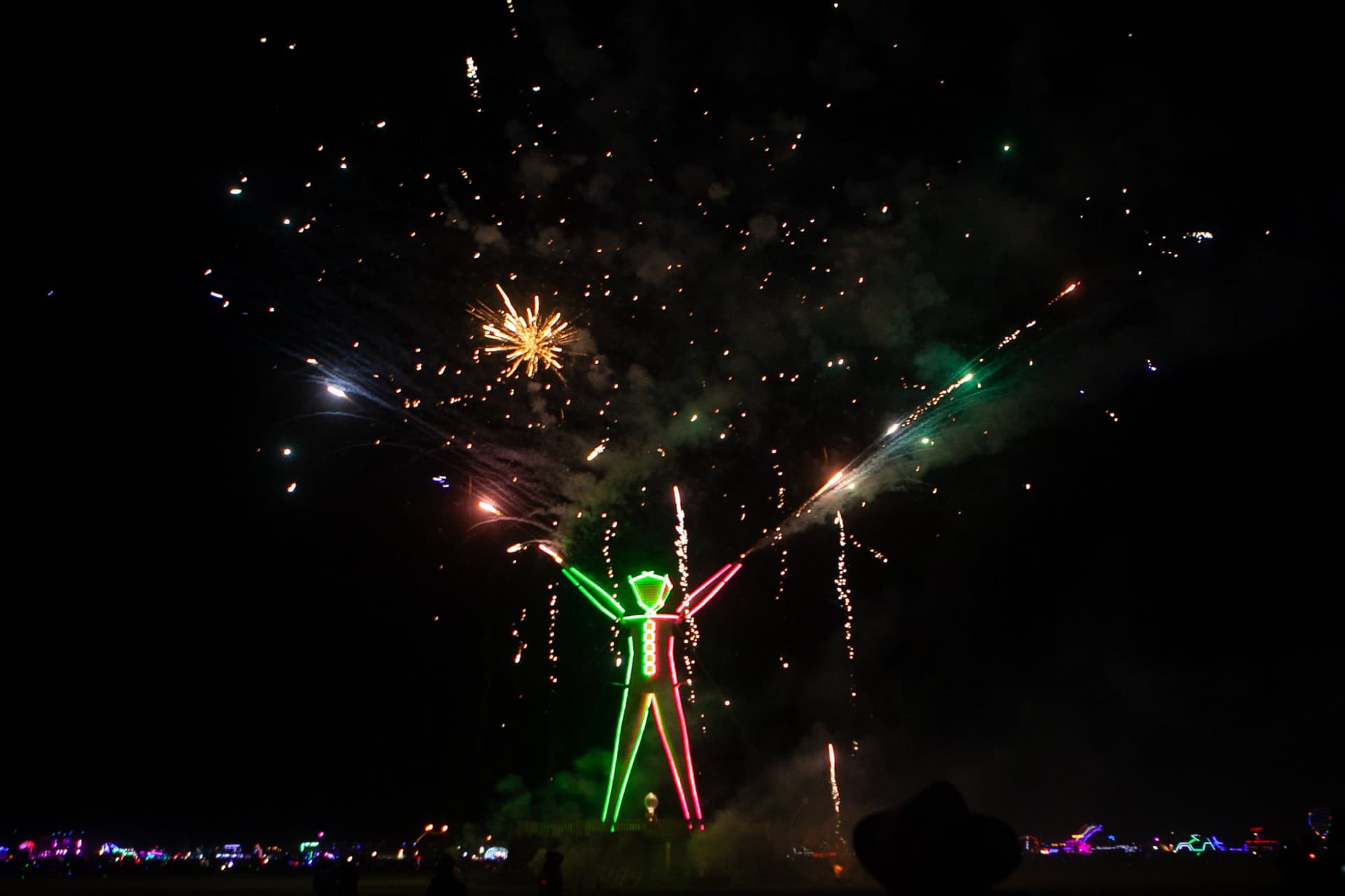 Fireworks over the Man, 2015 · 14/19