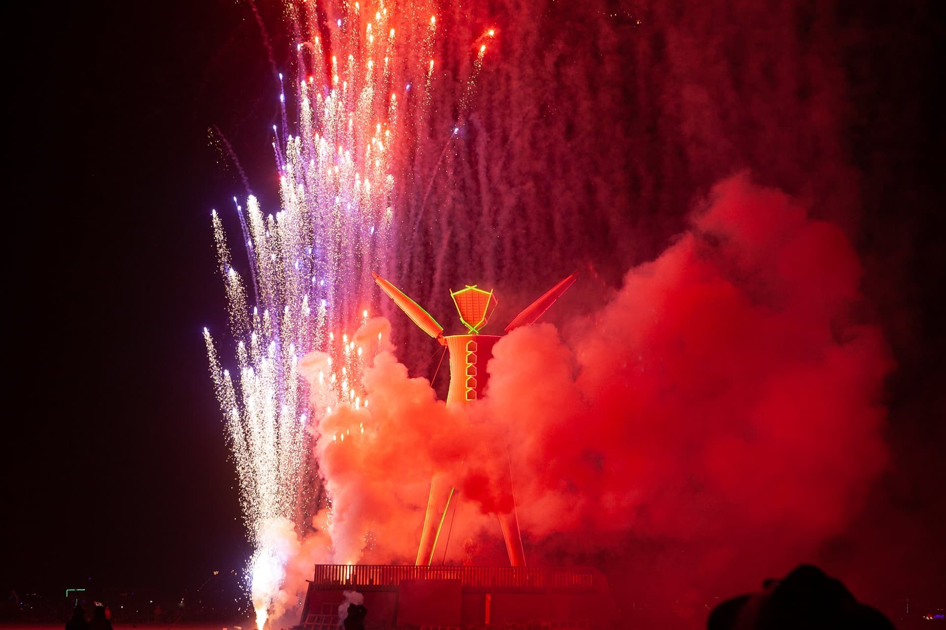 Fireworks over the Man, 2015 · 17/19
