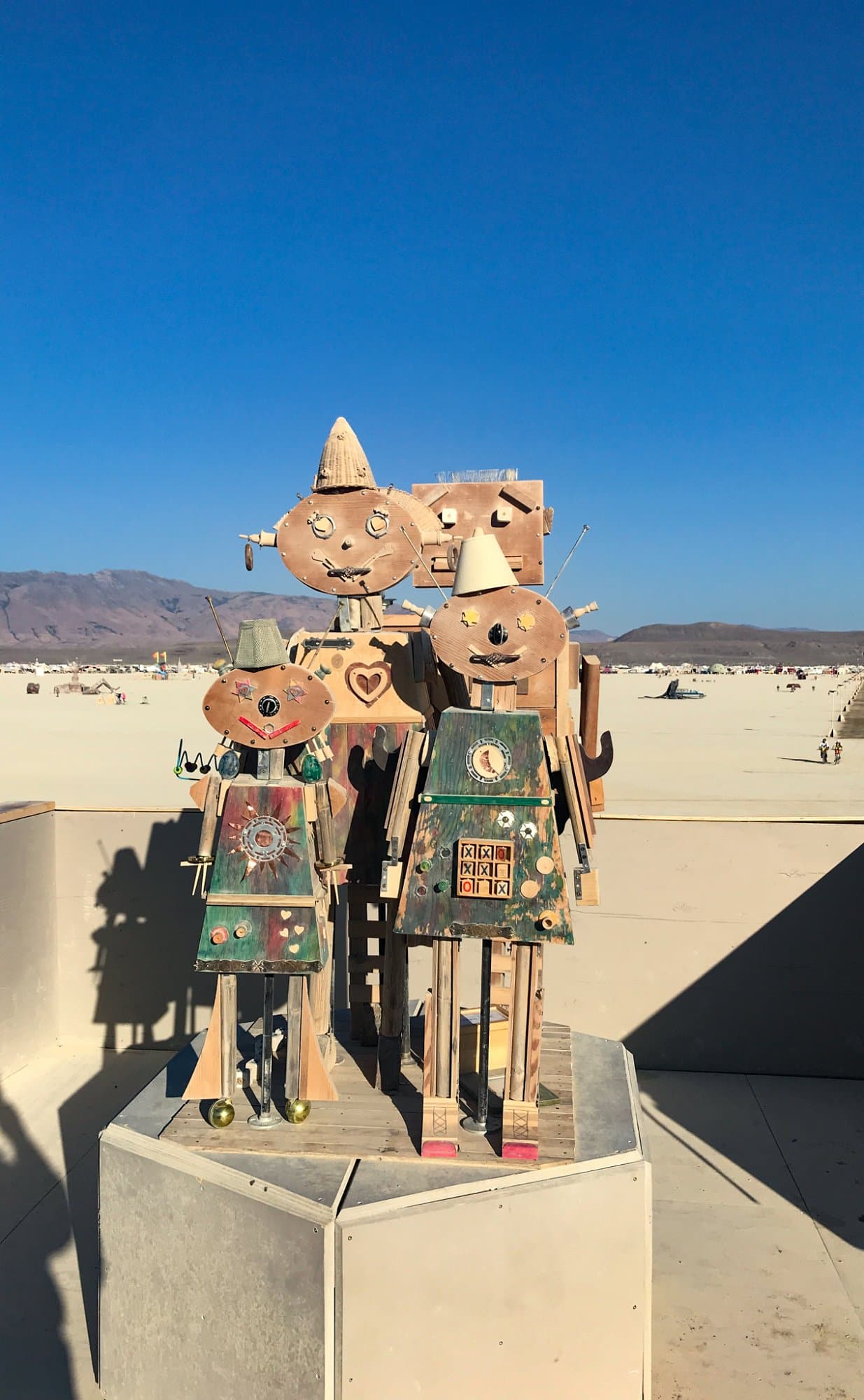 The robot sculptures · 9/17
