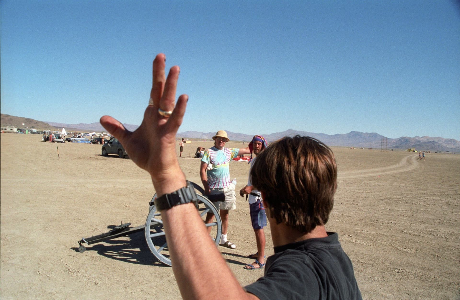 The playa cannon, crew at the wheel · 1/9