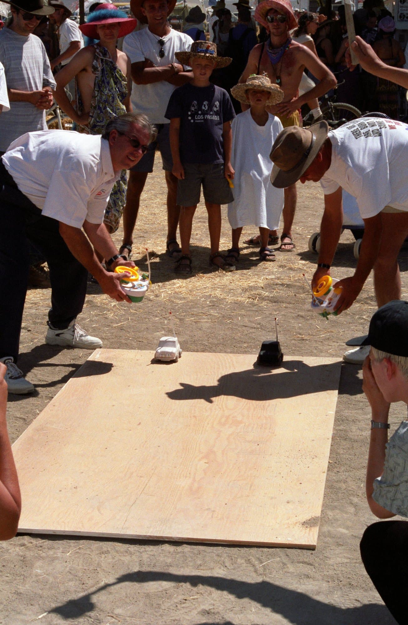 The plywood RC race · 18/21