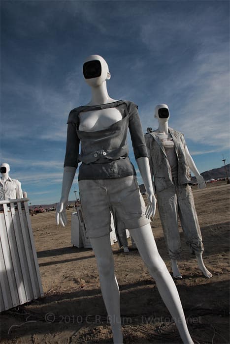 Faceless Mannequins Installation