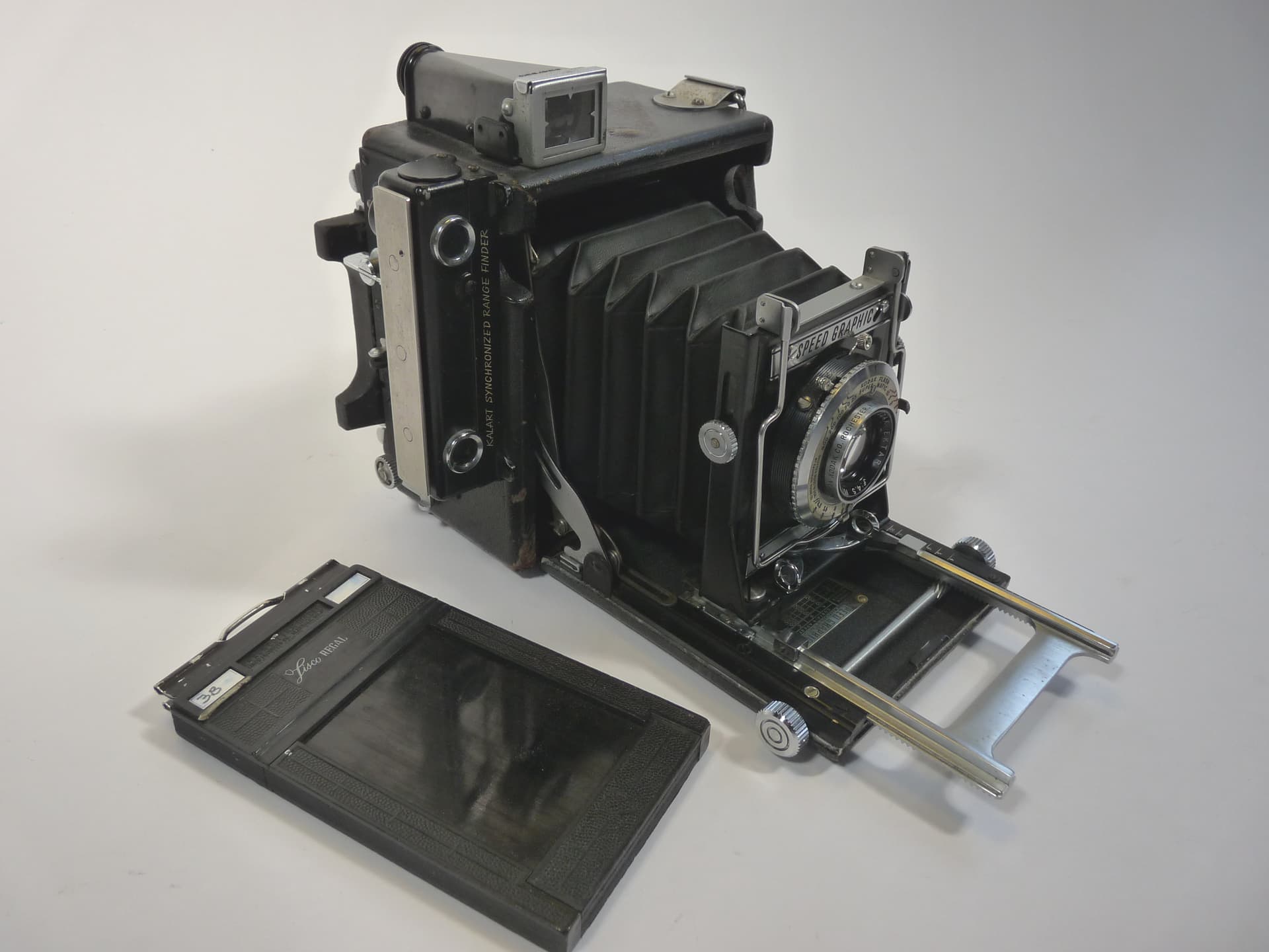 The press photographer's Speed Graphic (1930) (1 of 4)
