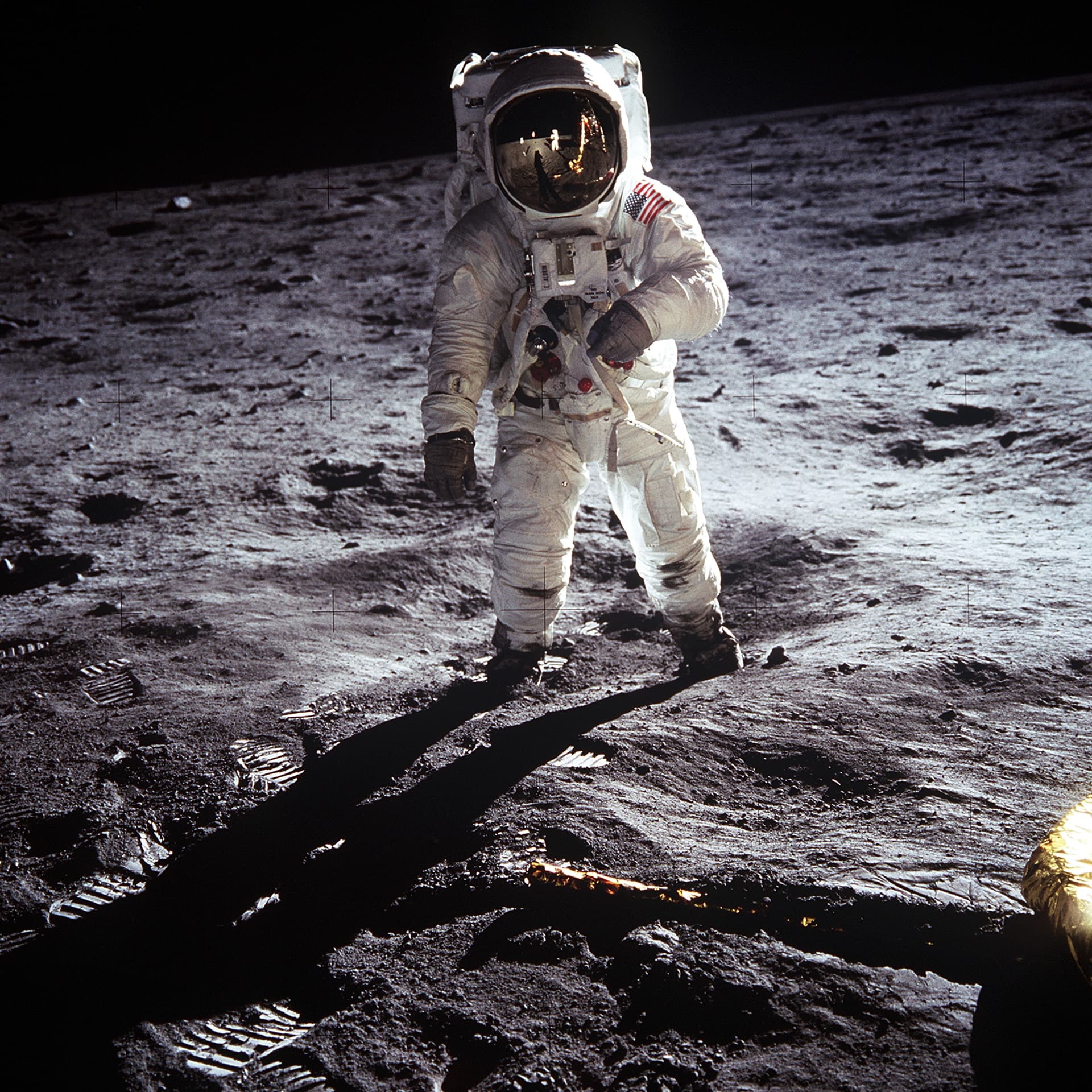 The Hasselblad on the Moon (1969) (2 of 3)