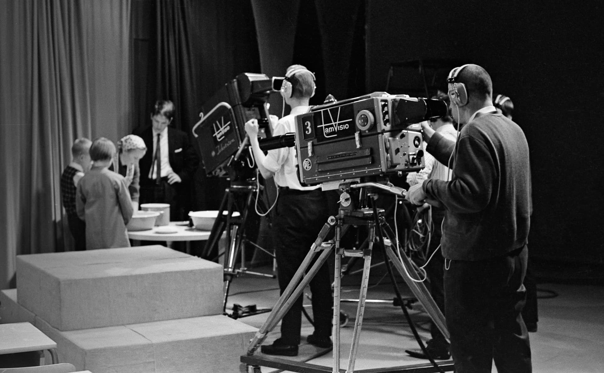 The TV studio camera (1965) (2 of 4)