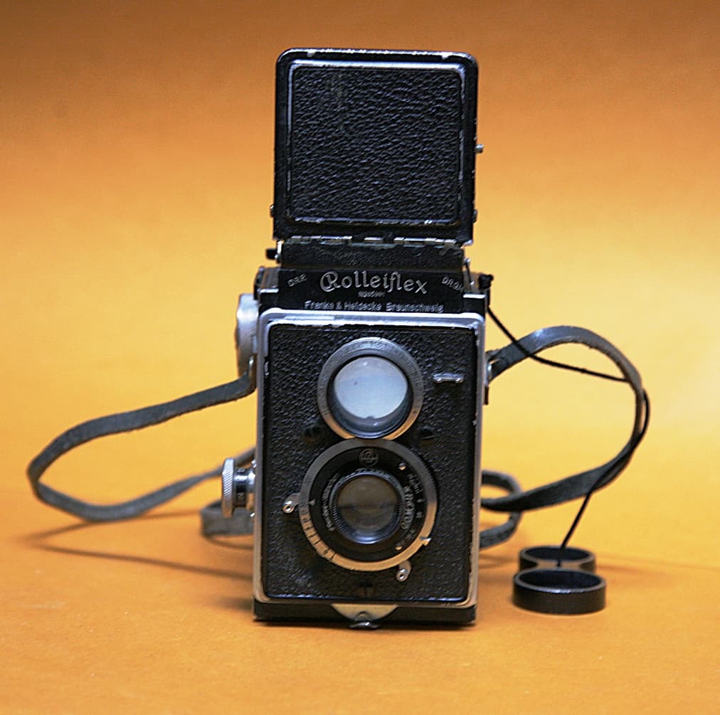 The Rolleiflex TLR (1929) (3 of 4)