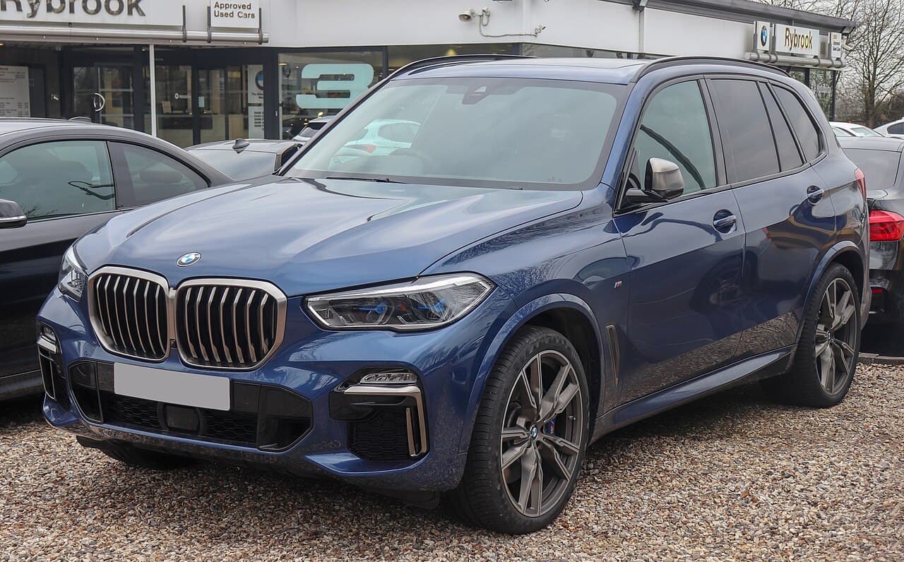 BMW X5 - The Luxury SUV Pivot