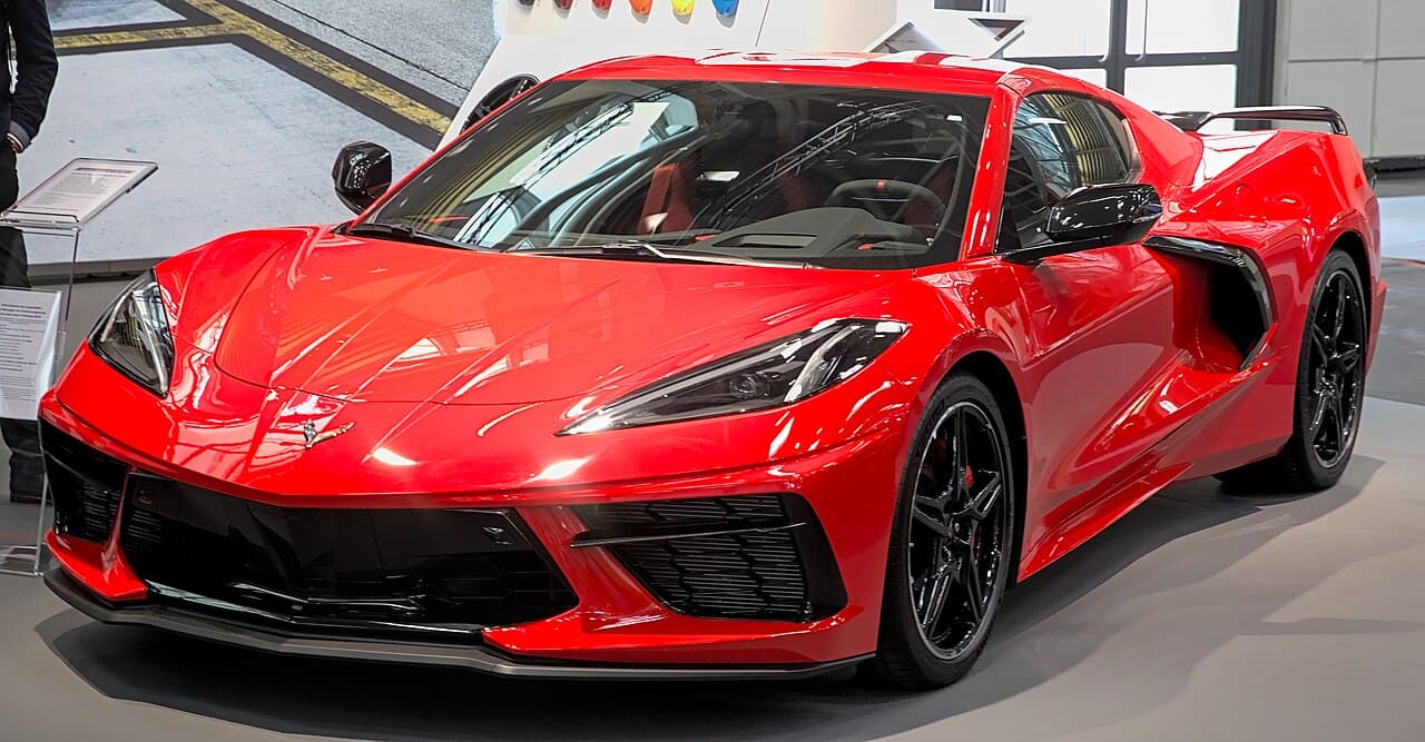 Chevrolet Corvette C8 - Mid-Engine Finally