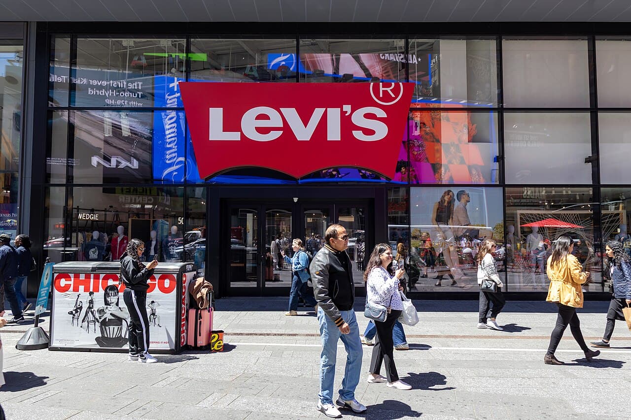 Levi Strauss Patents Riveted Jeans