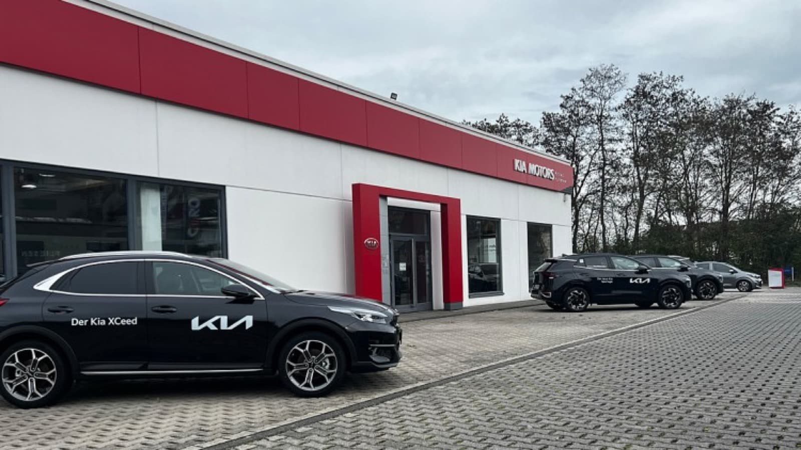 Das Kia-Autohaus in Hagen kommt zu Heinen