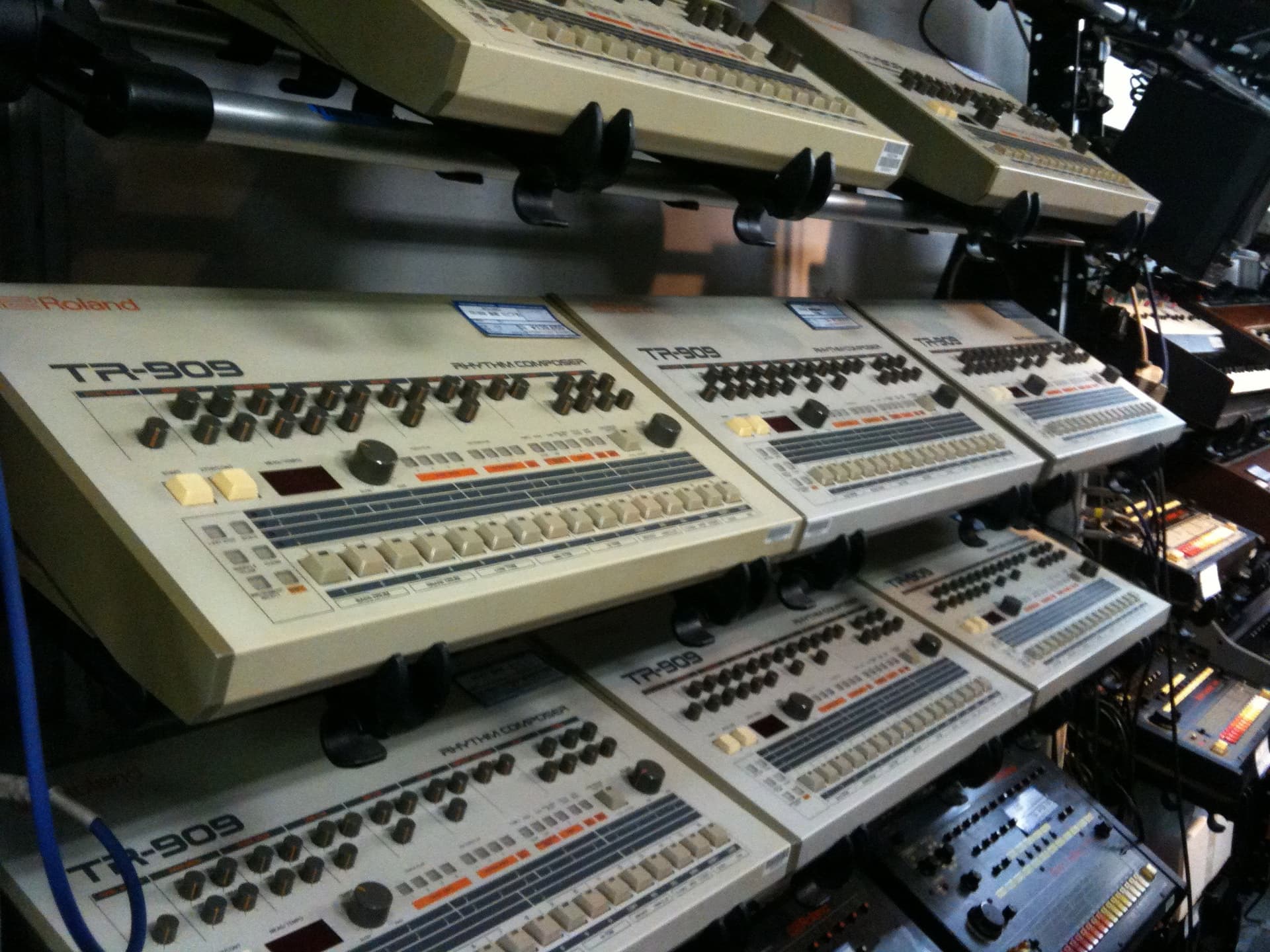 Drum machines for sale in Harajuku
