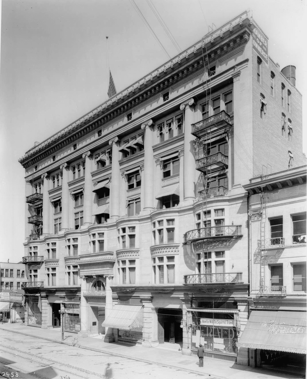 Chamber of Commerce Building on Broadway btw 1st-2nd, ca.1901-1911