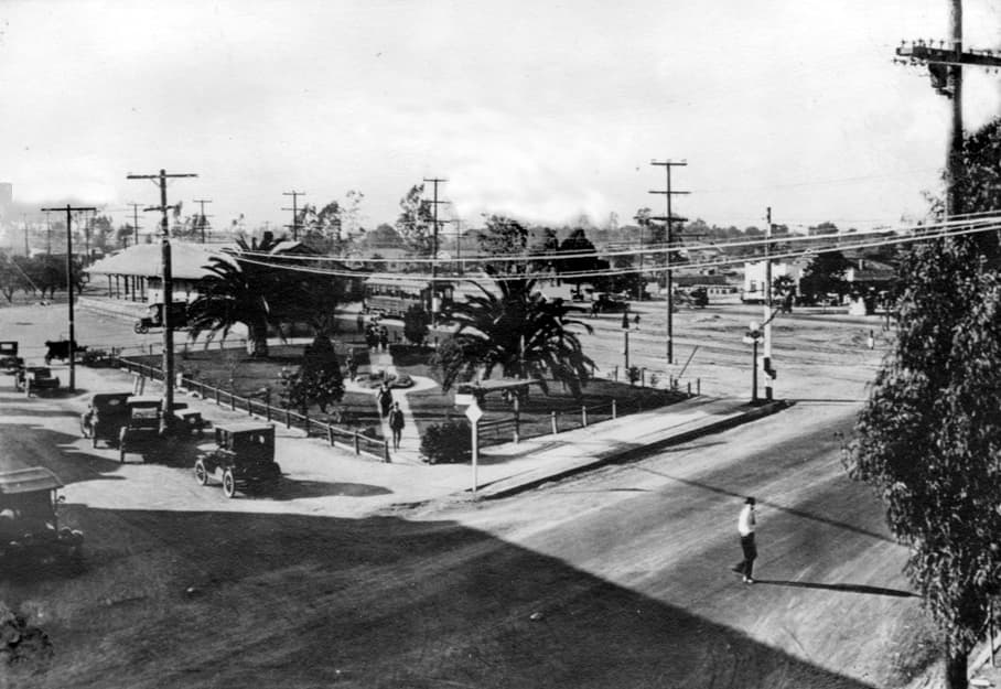 North Hollywood Pacific Electric Car Station, 1919 (LAVC15)