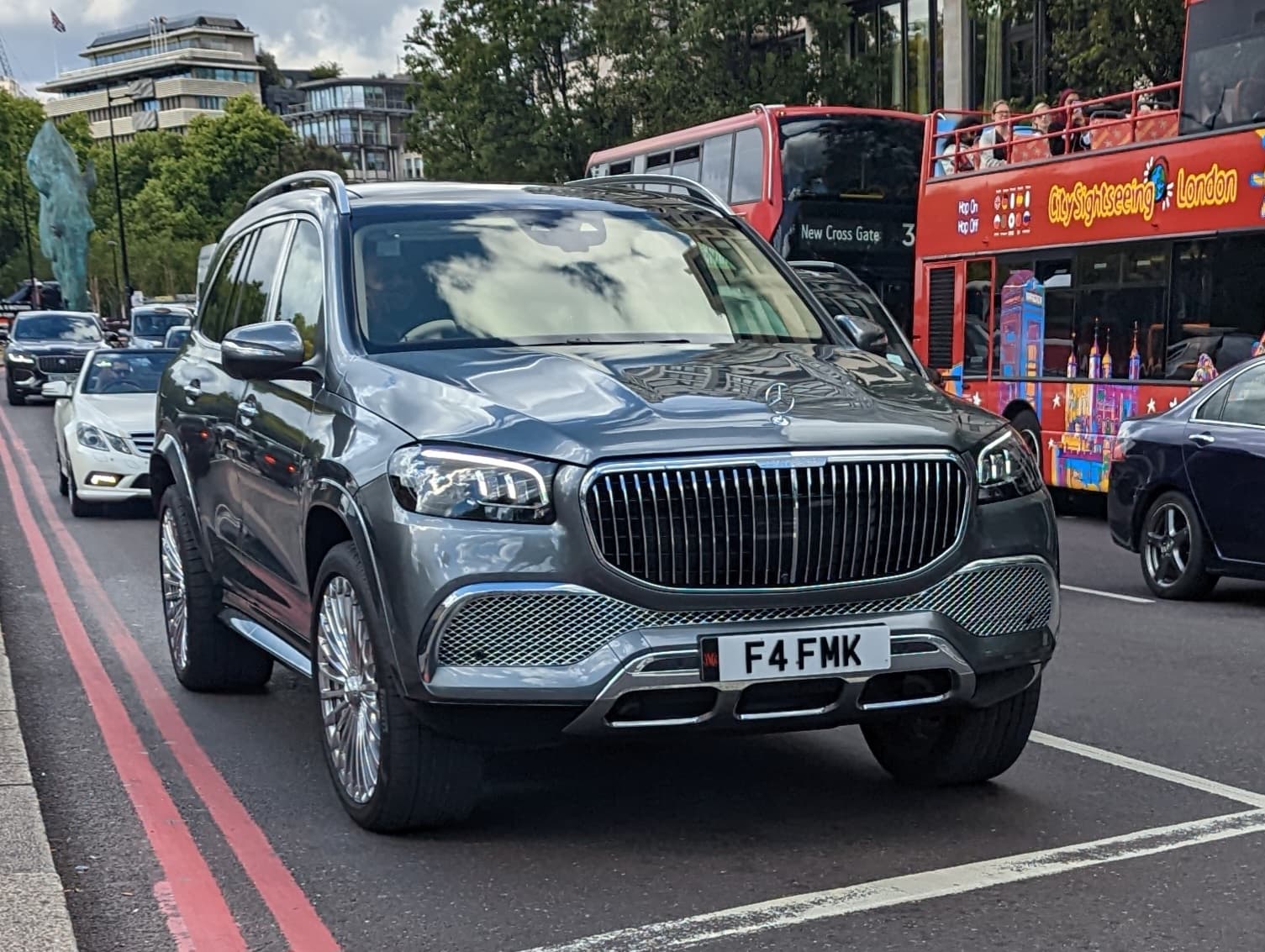 Mercedes-Maybach GLS (2020)