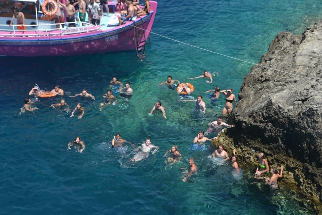 The Famous Corfu Booze Cruise!⠀ The offers the full span of possibilities during your… (1 of 2)