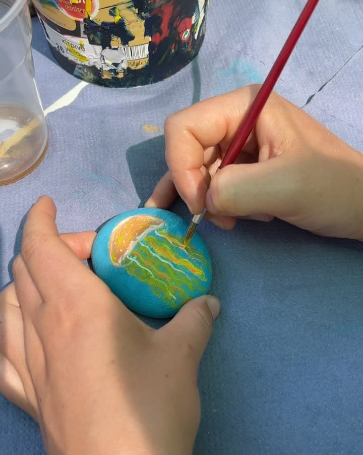 Art, sun, and new friends!