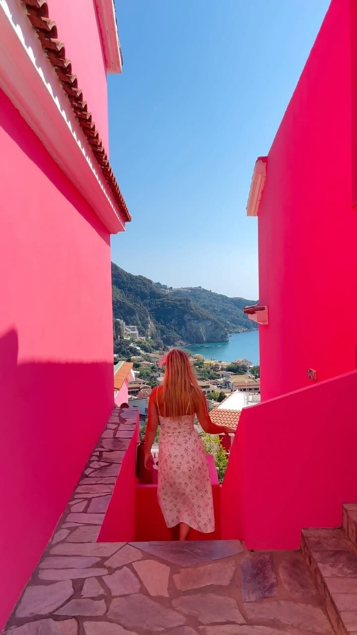 This one’s for the Pink Lovers!
