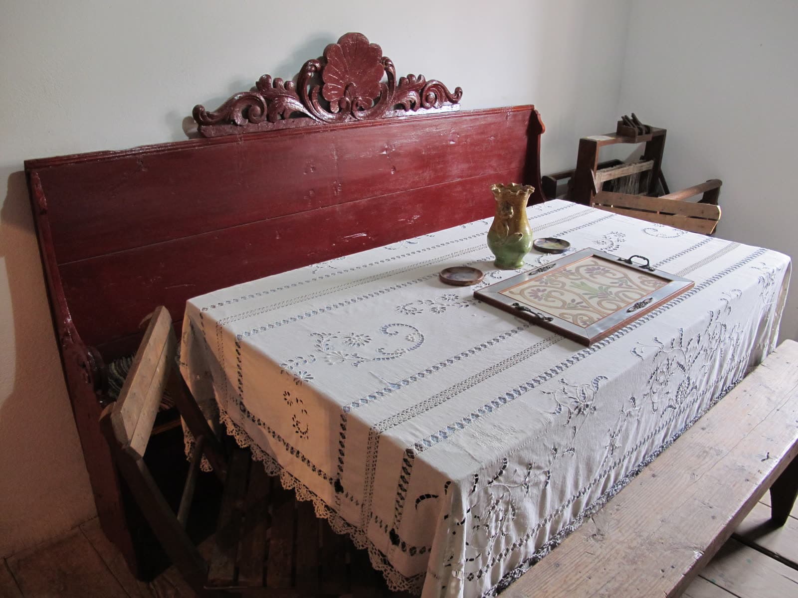 Village household objects at the Sinarades folklore museum (6 of 11)