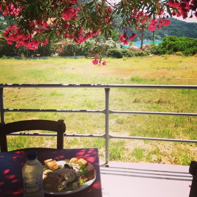 This view is pretty decent for lunch, right?
