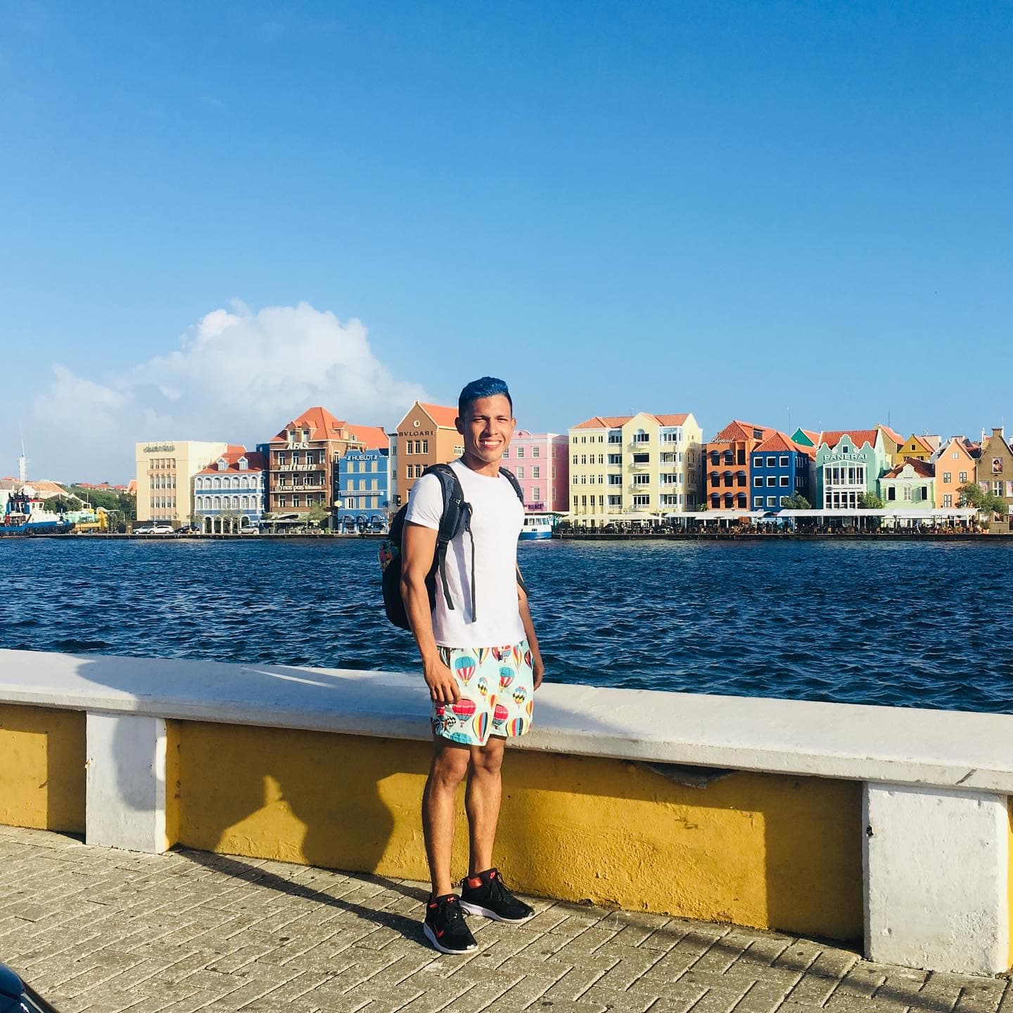 Willemstad capital de curacao es una fracción de Ámsterdam en el caribe. (1 of 3)