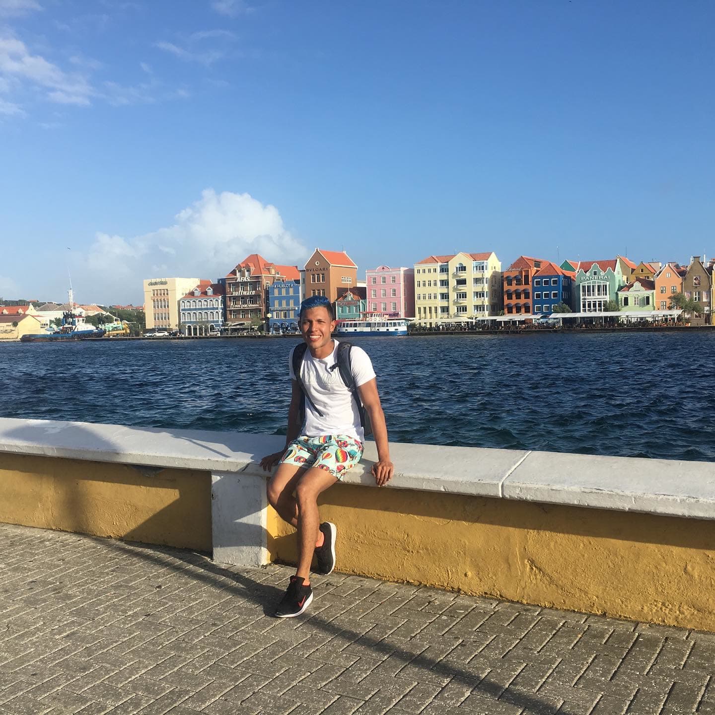 Willemstad capital de curacao es una fracción de Ámsterdam en el caribe. (2 of 3)