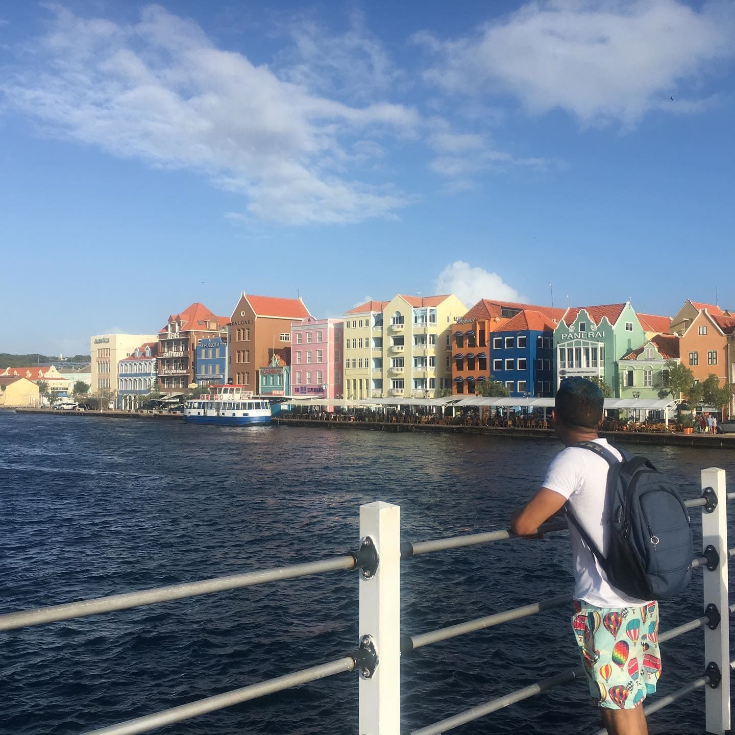 Willemstad capital de curacao es una fracción de Ámsterdam en el caribe. (3 of 3)