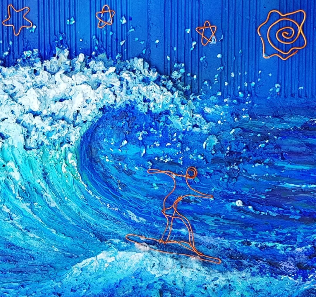 El surf es un deporte acuático que consiste en realizar amplios giros y maniobras… (2 of 3)