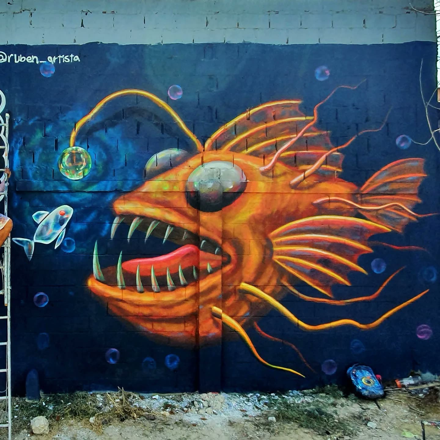 Las pinturas tienen una vida propia que se nace del alma del pintor. (2 of 2)