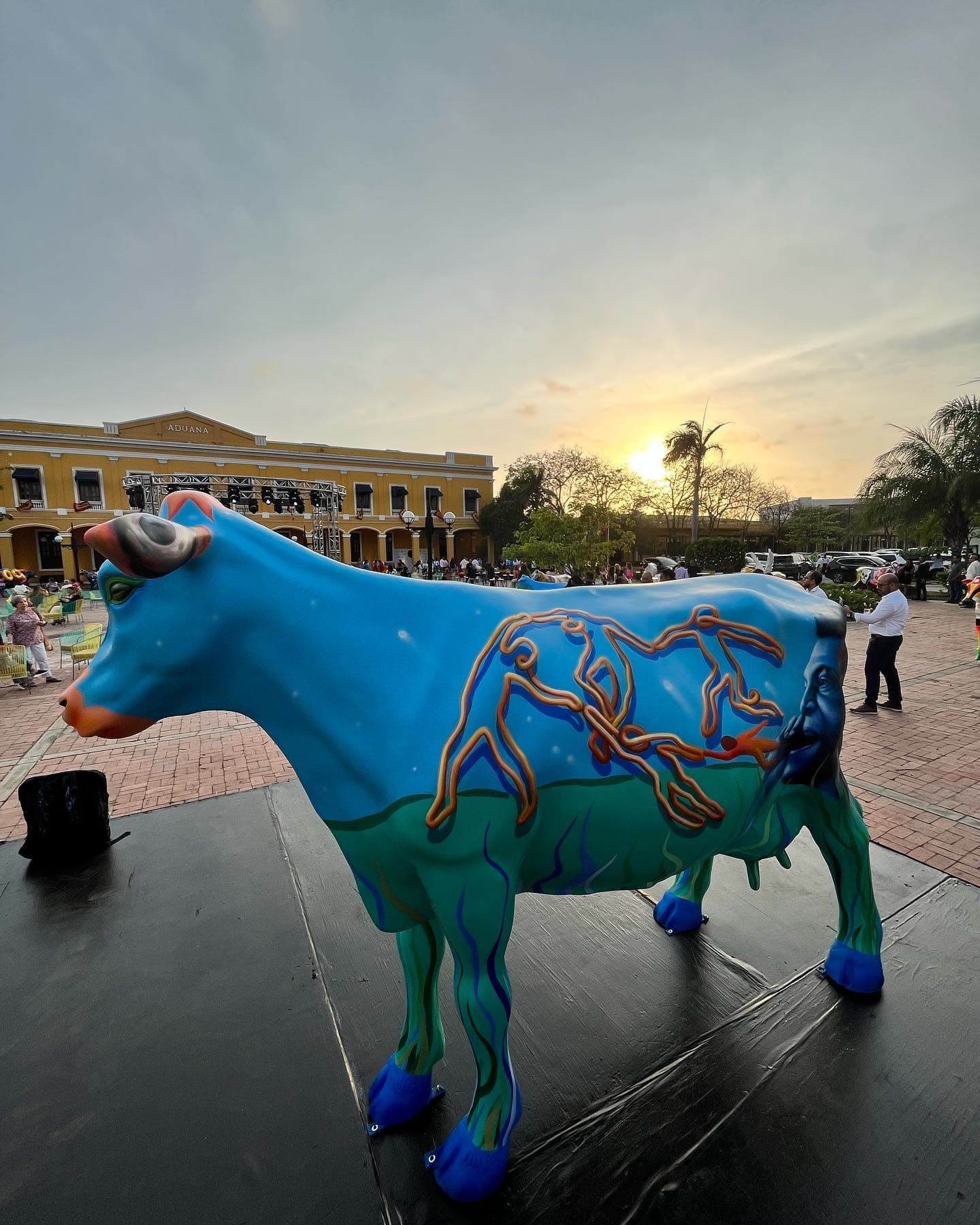 Aquí está mi aporte para mi ciudad con el proyecto @vacasquilla (3 of 3)