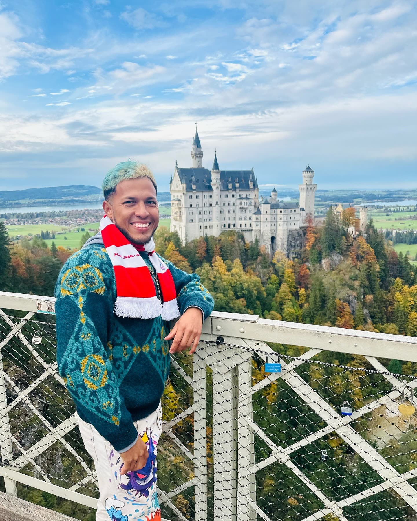 This was my visit to Neuschwanstein Castle In Germany Thanks @franzifeelsfree_ Located… (1 of 5)