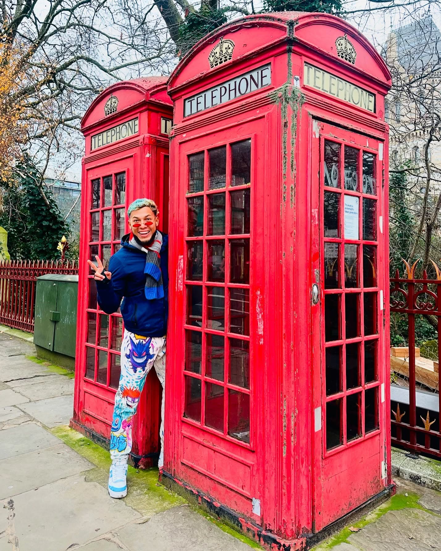 Estoy feliz por que el 2025 iniciamos con arte en Inglaterra dios mediante ️ I am happy… (1 of 5)