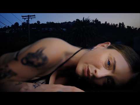 Bria Salmena - Hammer