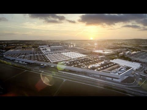 How the all new Mercedes-Benz S-Class it's made? // Footage from the new Factory 56