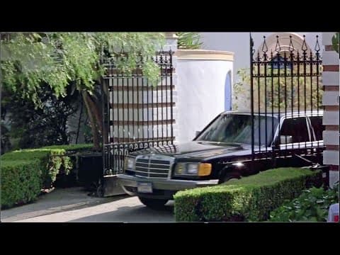1984 Mercedes 500SEL in Beverly Hills Cop 1
