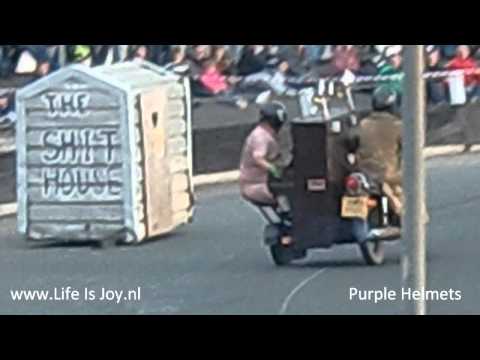 Isle of man TT week Mountain course crash Mad Sunday Purple Helmets Grandstand Bungalow jhnew 11-11