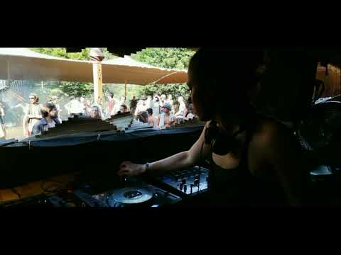 Aka Nina full set uploaded by the artist
