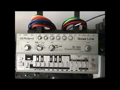 Roland TB-303 acid house demo