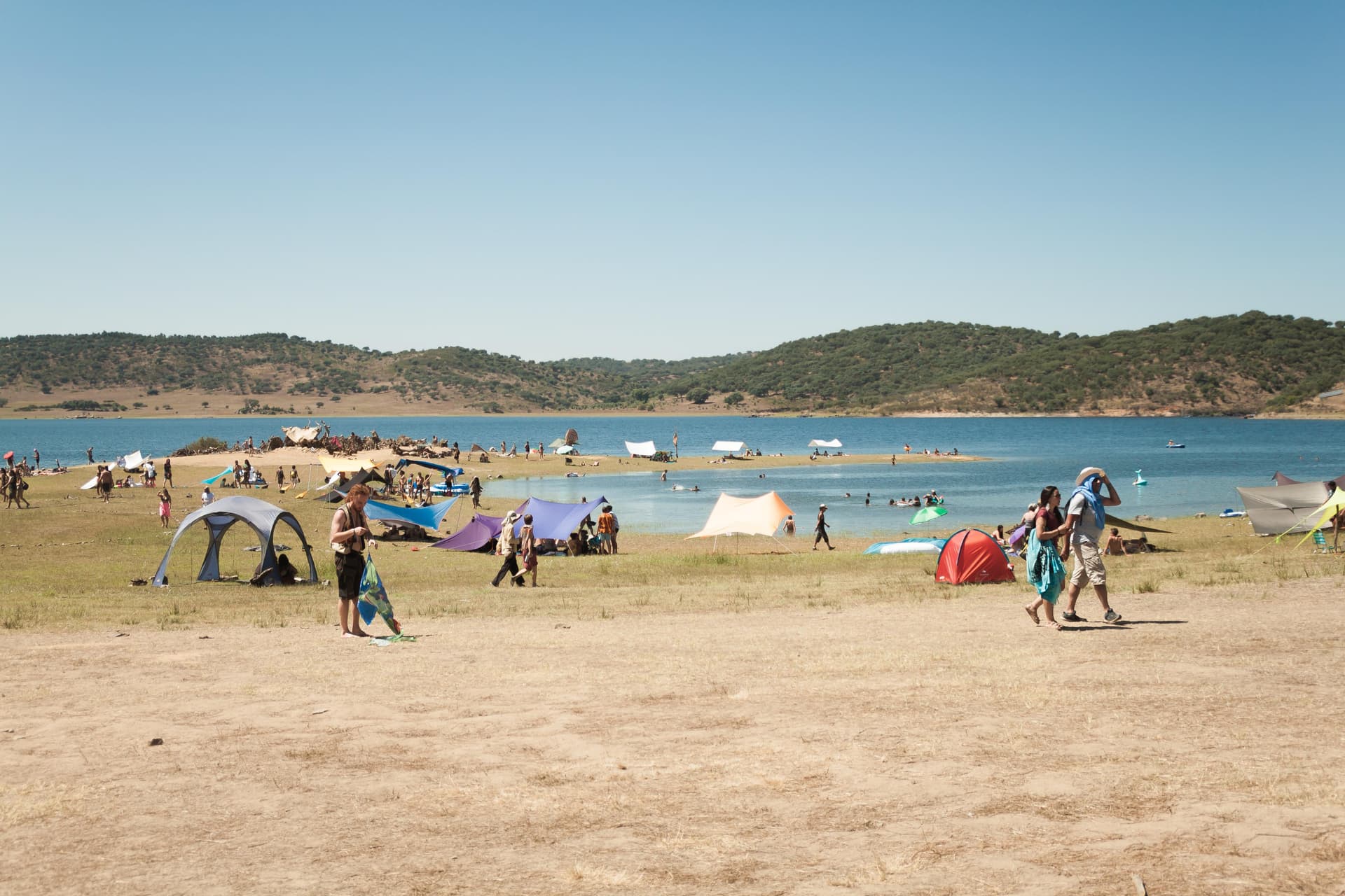 The beach and reservoir from the shore