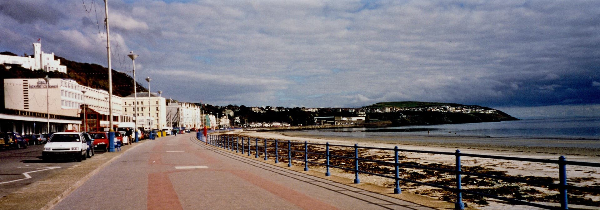 Douglas - Central Promenade along Douglas Bay